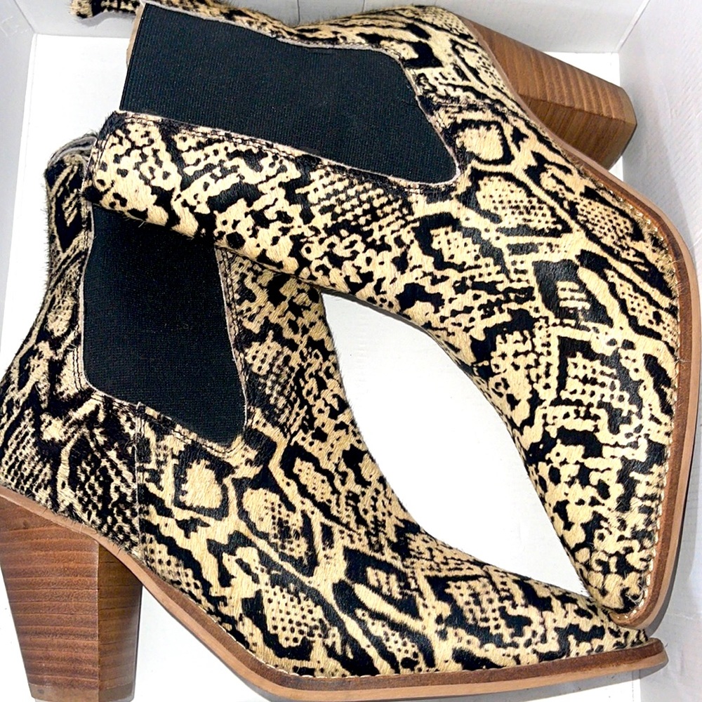 Diba True boots